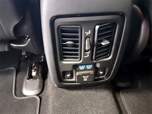 Used 2024 Dodge Durango SRT image 28