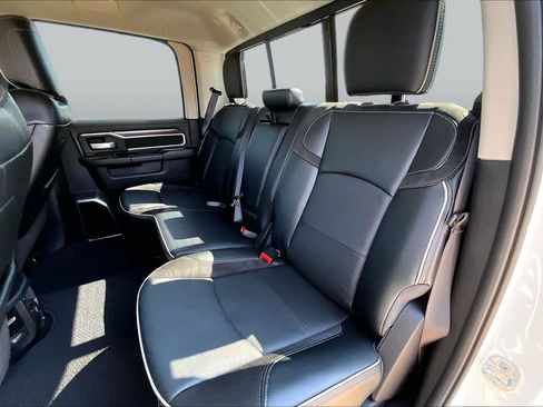 Used 2024 RAM 2500 Laramie w/ Safety Group AWD/4WD image 19