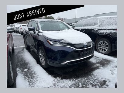 Used 2023 Toyota Venza Limited