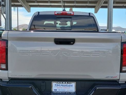 New 2026 Chevrolet Colorado ZR2 w/ Technology Package AWD/4WD image 19