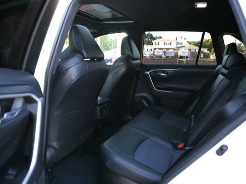 Used 2021 Toyota RAV4 XSE AWD/4WD image 13