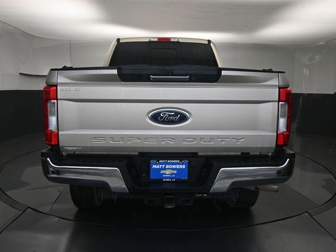 Used 2018 Ford F250 Lariat w/ Chrome Package image 10