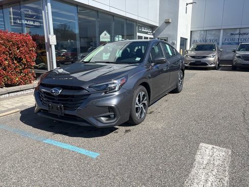 Used 2025 Subaru Legacy Premium image 5
