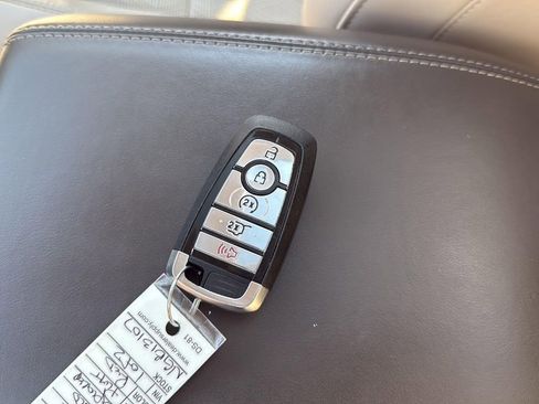 Used 2022 Ford Explorer Platinum w/ Equipment Group 601A image 25