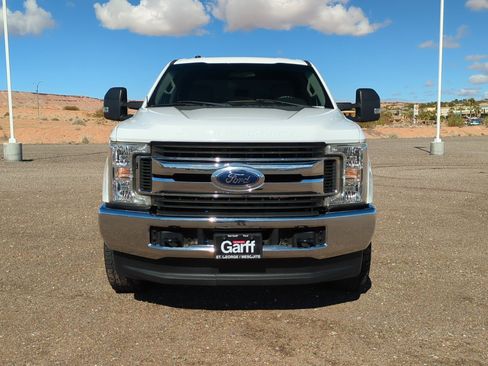 Used 2019 Ford F250 XLT image 8