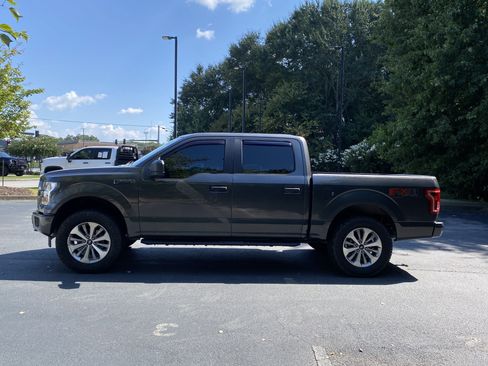 Used 2017 Ford F150 XL w/ Equipment Group 101A Mid AWD/4WD image 6