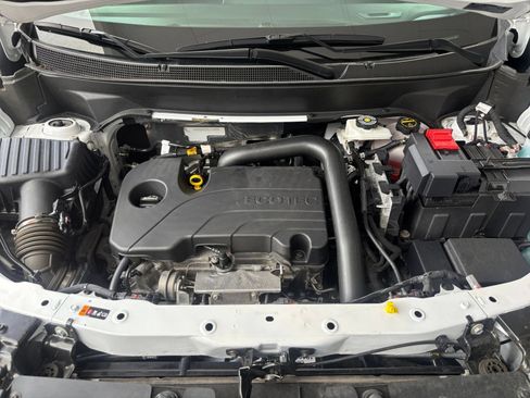 Used 2025 Chevrolet Equinox LT FWD image 33