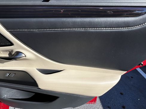 Certified 2021 Lexus ES 300h Ultra Luxury w/ Accessory Package 2 image 38