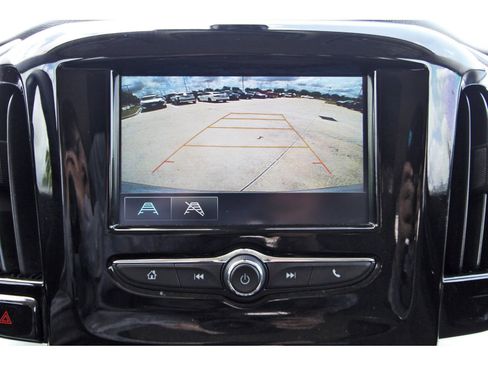 Used 2019 Chevrolet Traverse LS FWD image 27