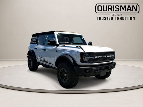 Used 2023 Ford Bronco Wildtrak AWD/4WD image 2