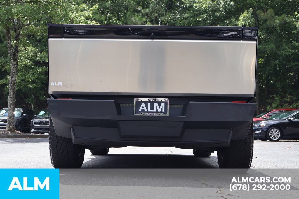 Used 2024 Tesla Cybertruck AWD Crew Cab image 6