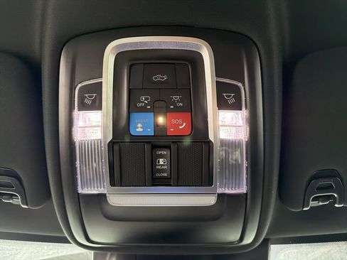 New 2026 RAM 3500 Limited image 24