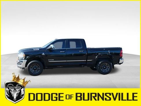 Used 2022 RAM 2500 Limited AWD/4WD image 4