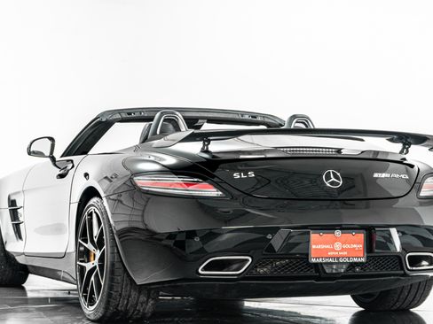 Used 2015 Mercedes-Benz SLS AMG GT Final Edition image 7