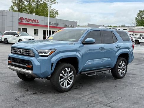 Used 2025 Toyota 4Runner Limited AWD/4WD image 25