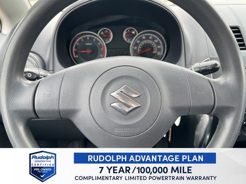 Used 2011 Suzuki SX4 LE FWD image 35