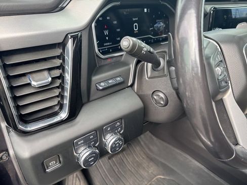 Used 2023 GMC Sierra 1500 Denali image 12