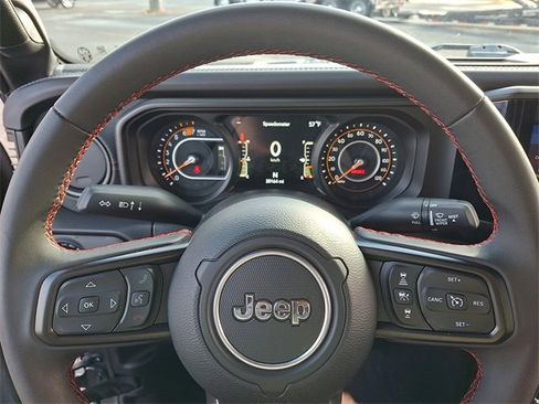 Certified 2024 Jeep Wrangler Unlimited Rubicon image 19