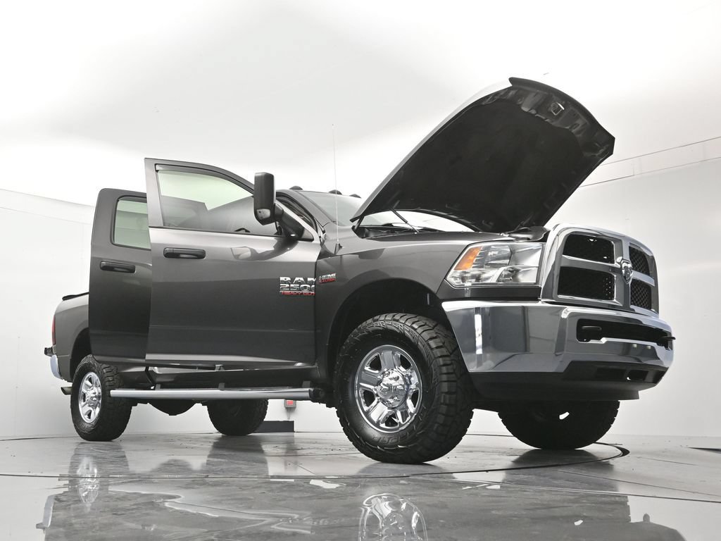 Used 2016 RAM 2500 Tradesman w/ Chrome Appearance Group AWD/4WD image 48