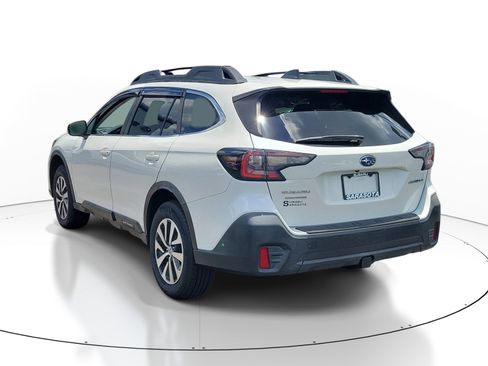 Used 2020 Subaru Outback Premium w/ Popular Package #1 AWD/4WD image 4