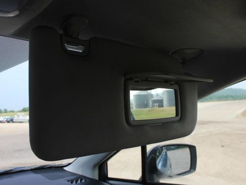 Used 2015 Subaru Crosstrek 2.0i Premium image 25