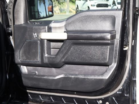 Used 2017 Ford F150 Lariat AWD/4WD image 41