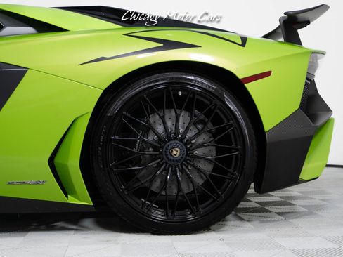 Used 2016 Lamborghini Aventador LP 750-4 Superveloce image 4