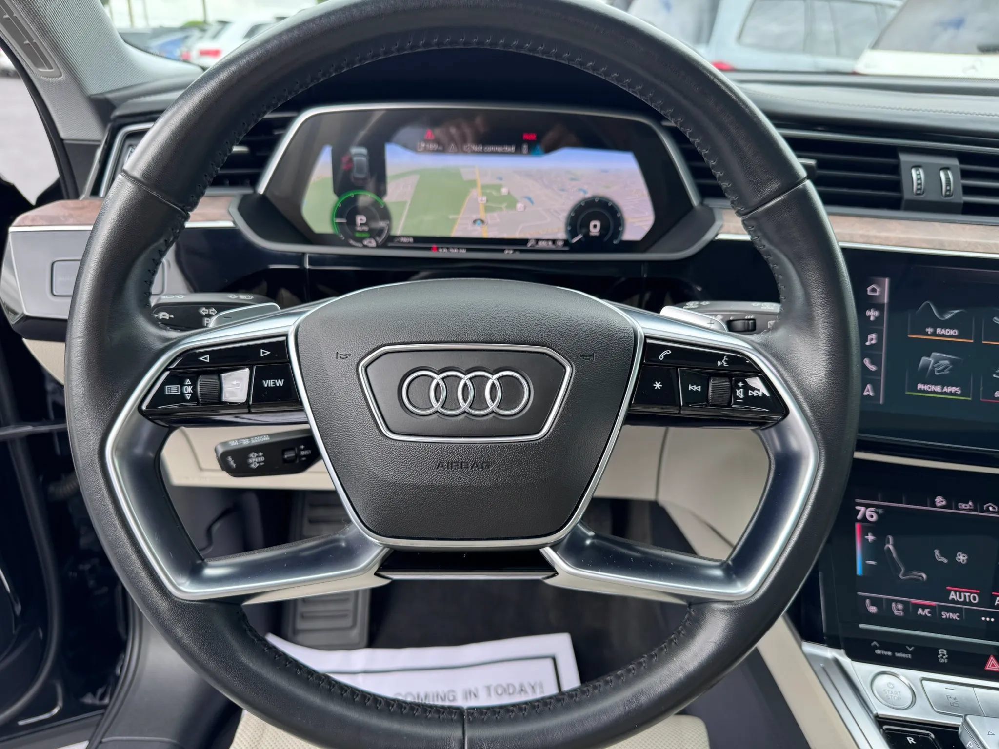 Used 2019 Audi e-tron Prestige w/ Prestige Package AWD/4WD image 17