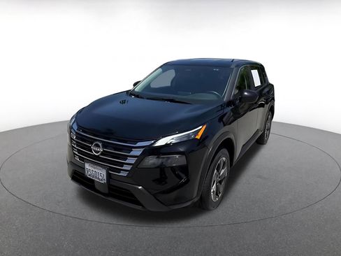 Used 2025 Nissan Rogue SV FWD image 7