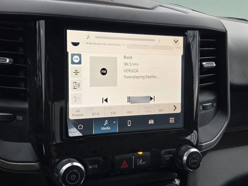 New 2026 RAM 1500 Express image 21