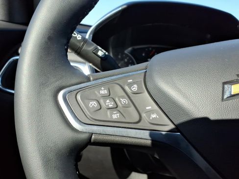 Used 2023 Chevrolet Equinox Premier FWD image 15