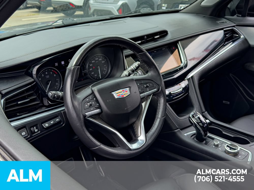 Used 2024 Cadillac XT6 Sport w/ LPO, Onyx Lite Package AWD/4WD image 11
