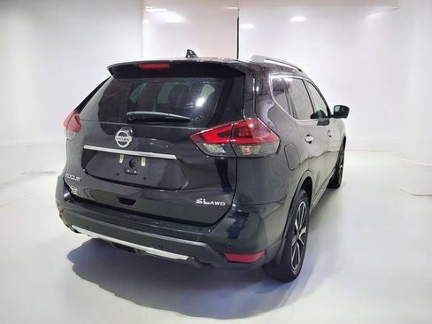 Used 2020 Nissan Rogue SL image 25