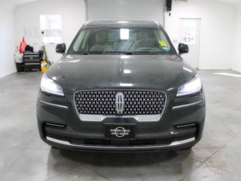 Used 2023 Lincoln Aviator Reserve w/ Equipment Group 201A image 3