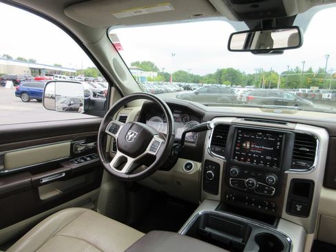 Used 2018 RAM 2500 Laramie AWD/4WD image 29