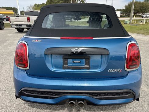 Used 2022 MINI Cooper S w/ Driver Assistance Package FWD image 5