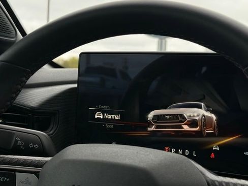 Used 2026 Ford Mustang Coupe image 8