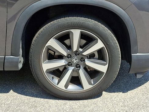 Used 2023 Honda Pilot Elite image 8
