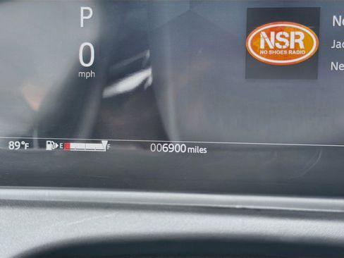 Used 2026 Land Rover Range Rover Velar S AWD/4WD image 41