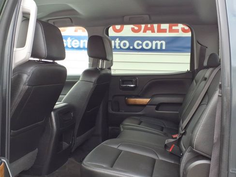 Used 2017 Chevrolet Silverado 1500 LTZ w/ LTZ Plus Package AWD/4WD image 13