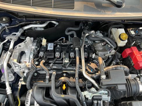 Used 2025 Nissan Kicks S AWD/4WD image 22