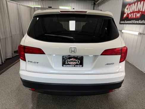 Used 2017 Honda Pilot EX image 5