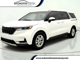 Used 2024 Kia Carnival LX FWD video 1
