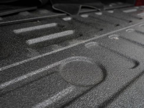 Used 2018 Ford F150 Platinum w/ Equipment Group 701A Luxury AWD/4WD image 18