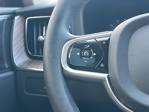 Used 2023 Volvo XC60 B5 Plus w/ Climate Package image 29