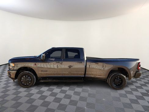 Used 2024 RAM 3500 Big Horn w/ Night Edition image 2