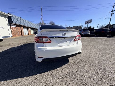 Used 2012 Toyota Corolla S image 22