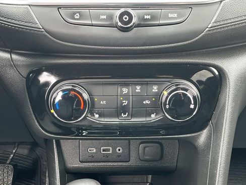 Used 2021 Buick Encore GX Preferred w/ Cold Weather Comfort Package image 13