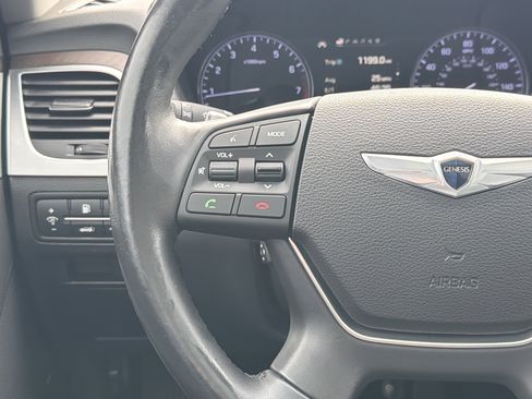 Used 2015 Hyundai Genesis 3.8 w/ Option Group 04 image 19