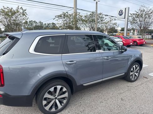 Used 2022 Kia Telluride S image 9